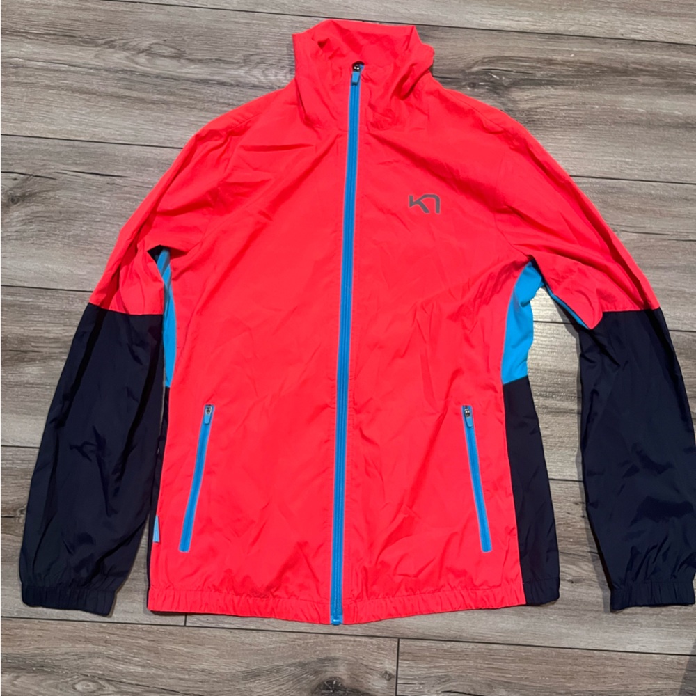 Kari Traa Vibrant Pink windbreaker